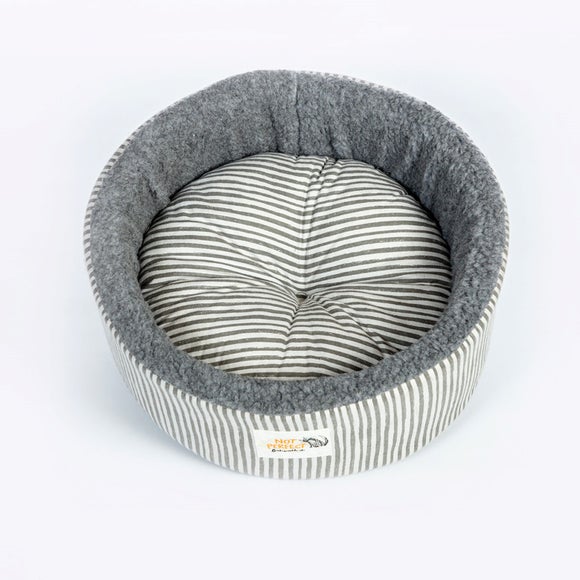 Battersea Snuggly Striped Cat Cosy Bed